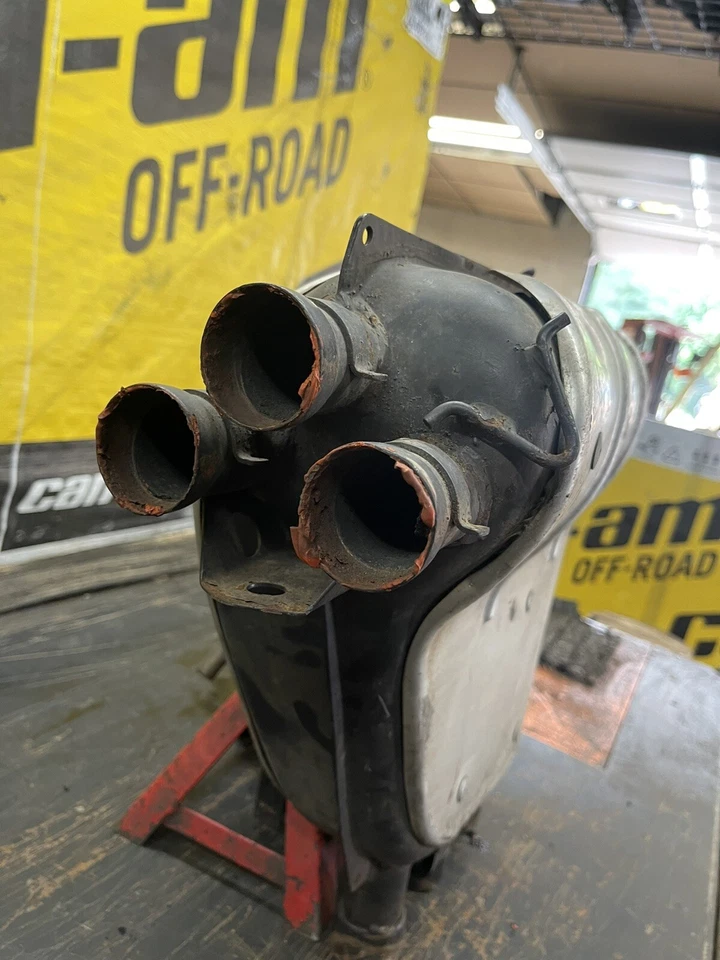 Silenciador de escape Ski-doo Mach Z 800 Ck3 Foto 3 de 4