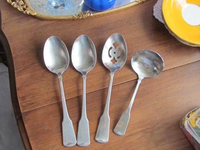 3 Oneida Cube USA Stainless Serving Spoons 1 Gravy ladle Lot American Colonial