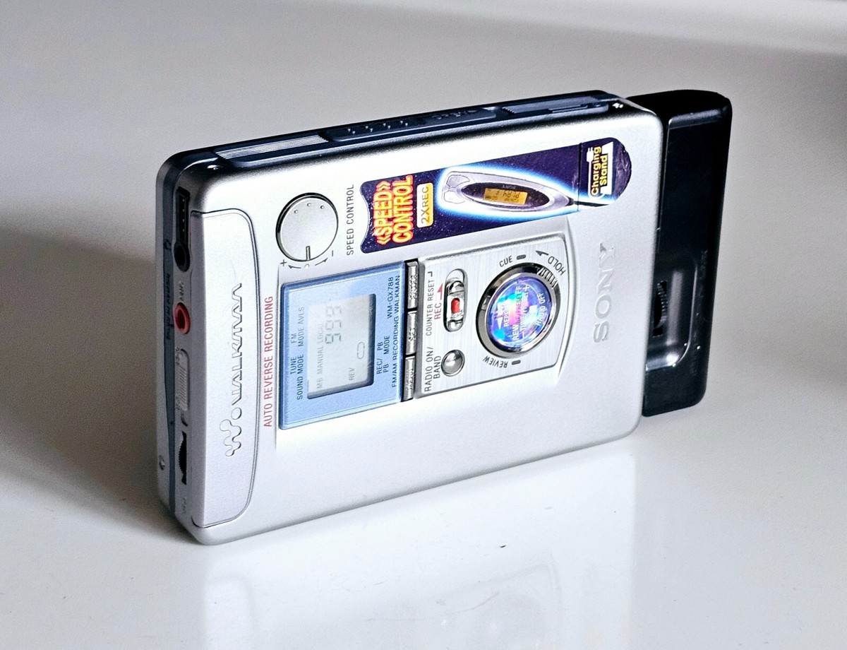Sony WM-GX788 Radio Cassette 2x Recording walkman EXCELLENT