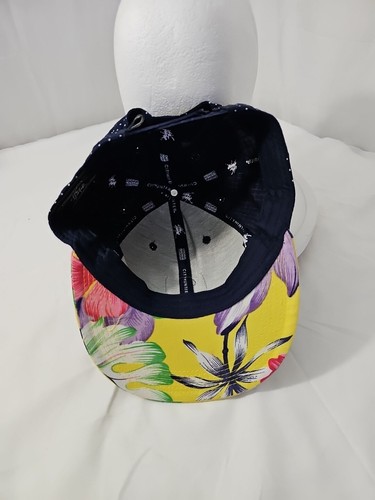 City Hunter Original Headwear Navy & Multi-Color Floral Pattern Snapback Hat - Picture 8 of 10