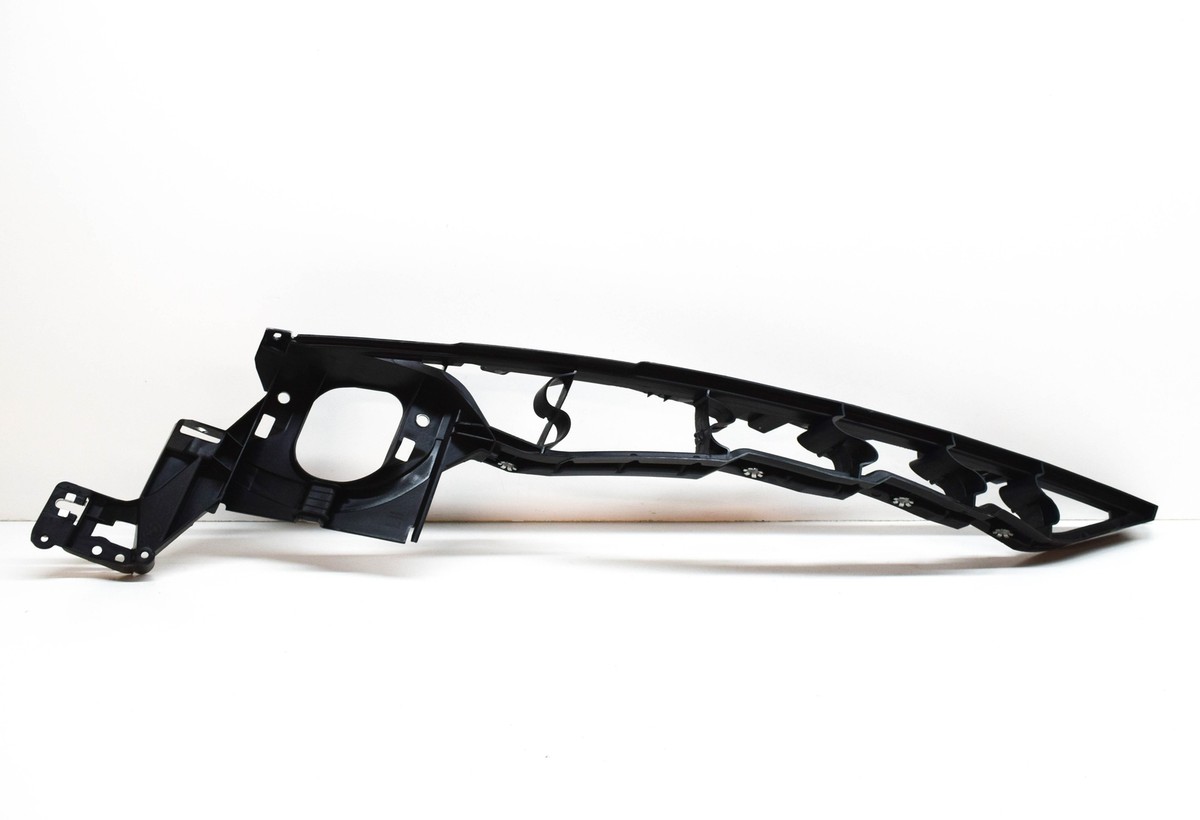NEW BMW X5 E70 FRONT FENDER WING UPPER LEFT BRACKET 51657157989