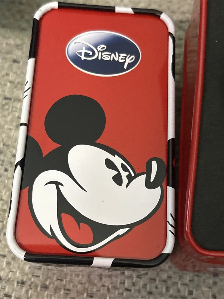 Reloj Disney Minnie Mouse MZ Berger con caja de hojalata Foto 3 de 4