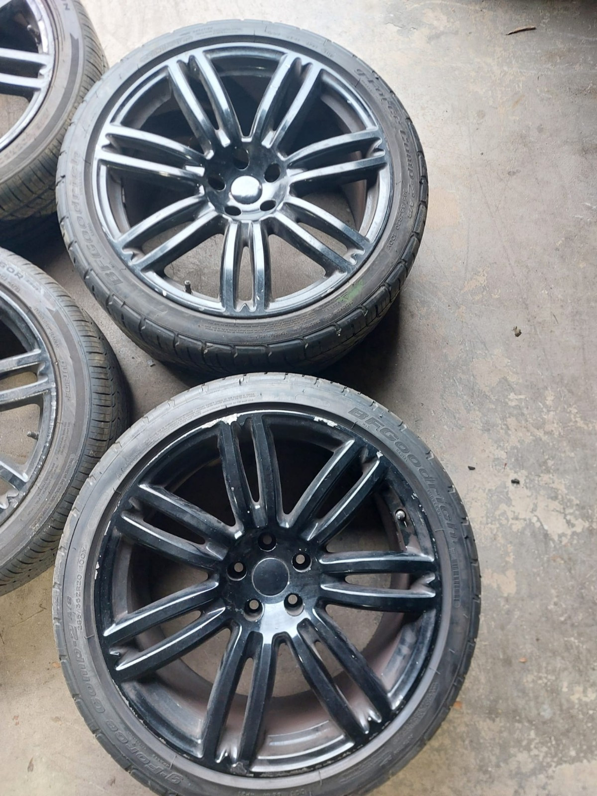 14-21 Maserati Ghibli Complete Wheel Tire Rim Set FRONT & REAR R20 Staggered OEM