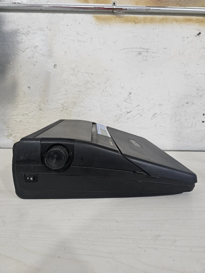 Sharp Portable Electronic IntelliWriter Typewriter With Cover Model: PA-3100II - Image 4 of 4