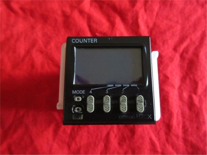1Pc Used Omron Counter H7CX-A4D-N cc