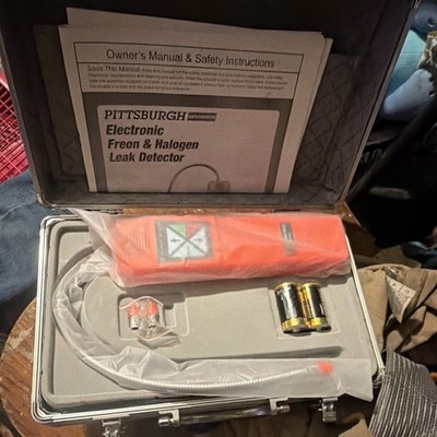 Pittsburgh Electronic Freon/Halogen Leak Detector w/ Case, Batteries