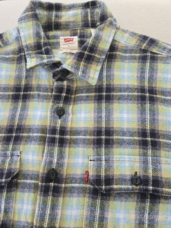Levis Men's Long Sleeve Button Down Flannel Plaid Shirt Classic Comfy