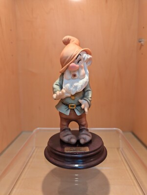 Giuseppe Armani Sneezy 0914-C Hand Signed Snow White and the