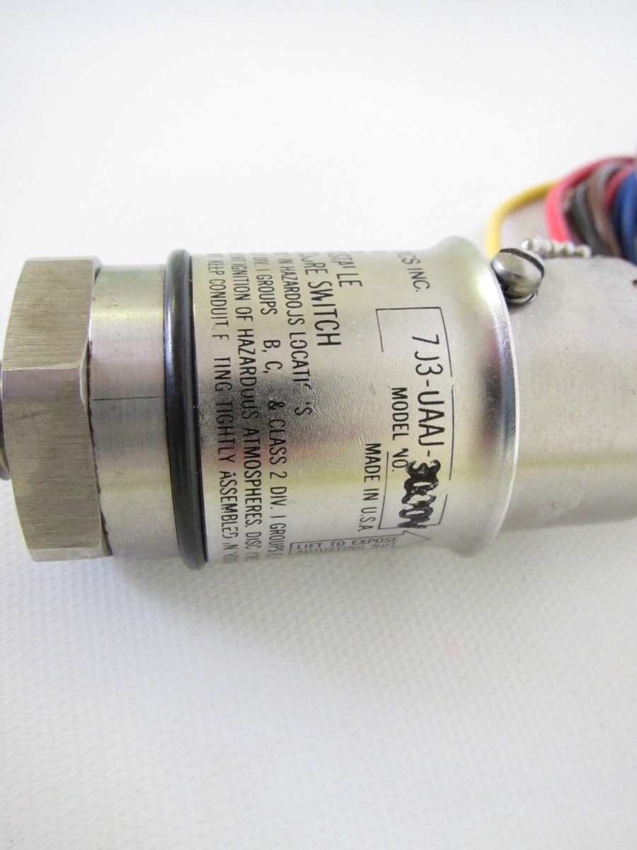 New Sigma Netics Adjustable Pressure Switch 703-UAAJ-3000V