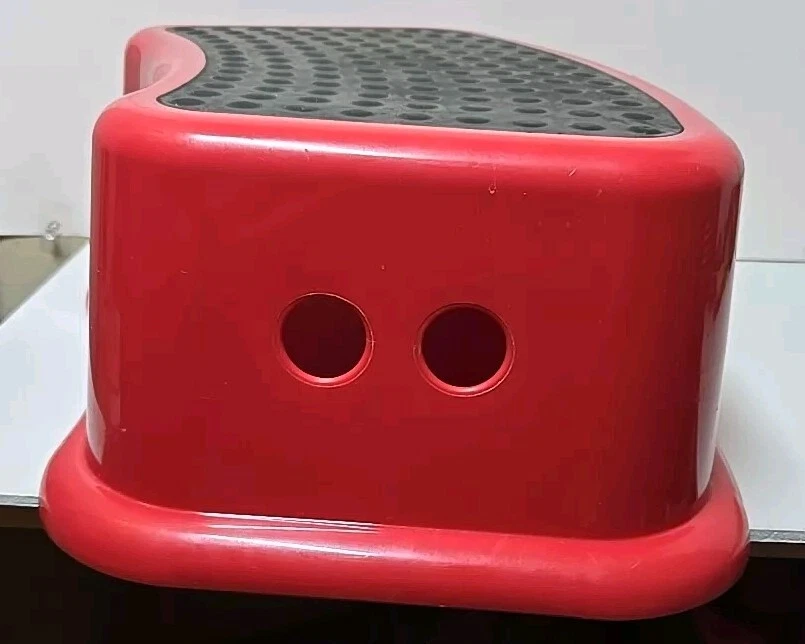 Banqueta vermelha infantil Disney Pixar Cars 2012 - antiderrapante - 200 libras. Ginsey - Imagem 4 de 4