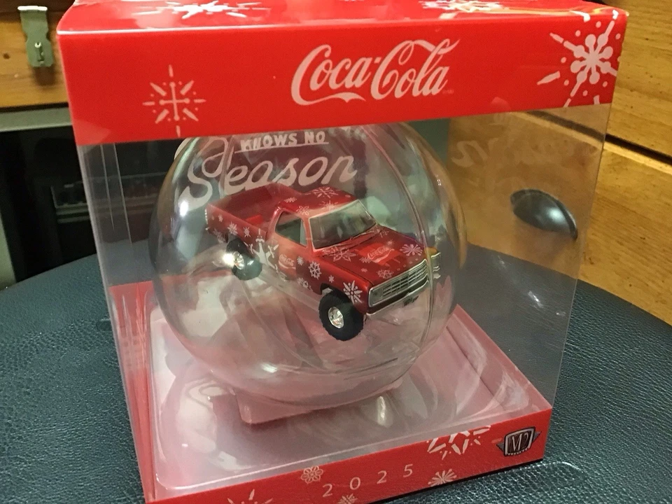 2025 M2 Machines Christmas Ornament RED COCA -COLA Dodge Power Wagon - Image 2 of 2
