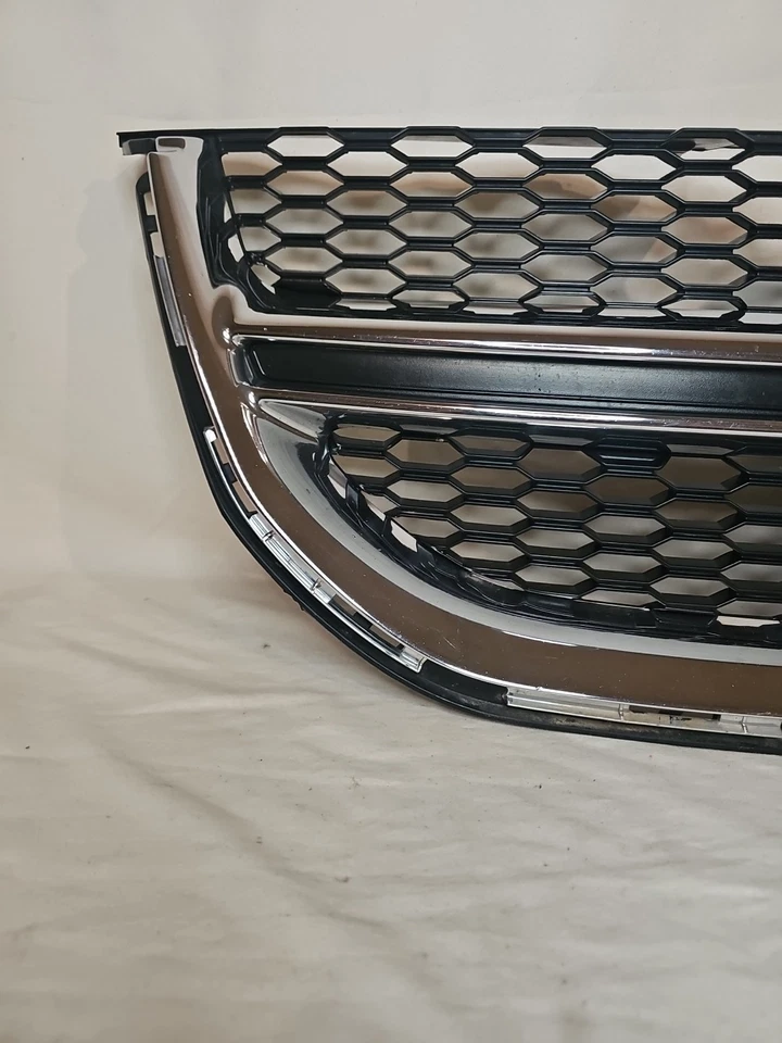 Dodge Grand Caravan SXT 2011-2020 parrilla 68088969AC cromo negro Ram C/V OEM Foto 4 de 4