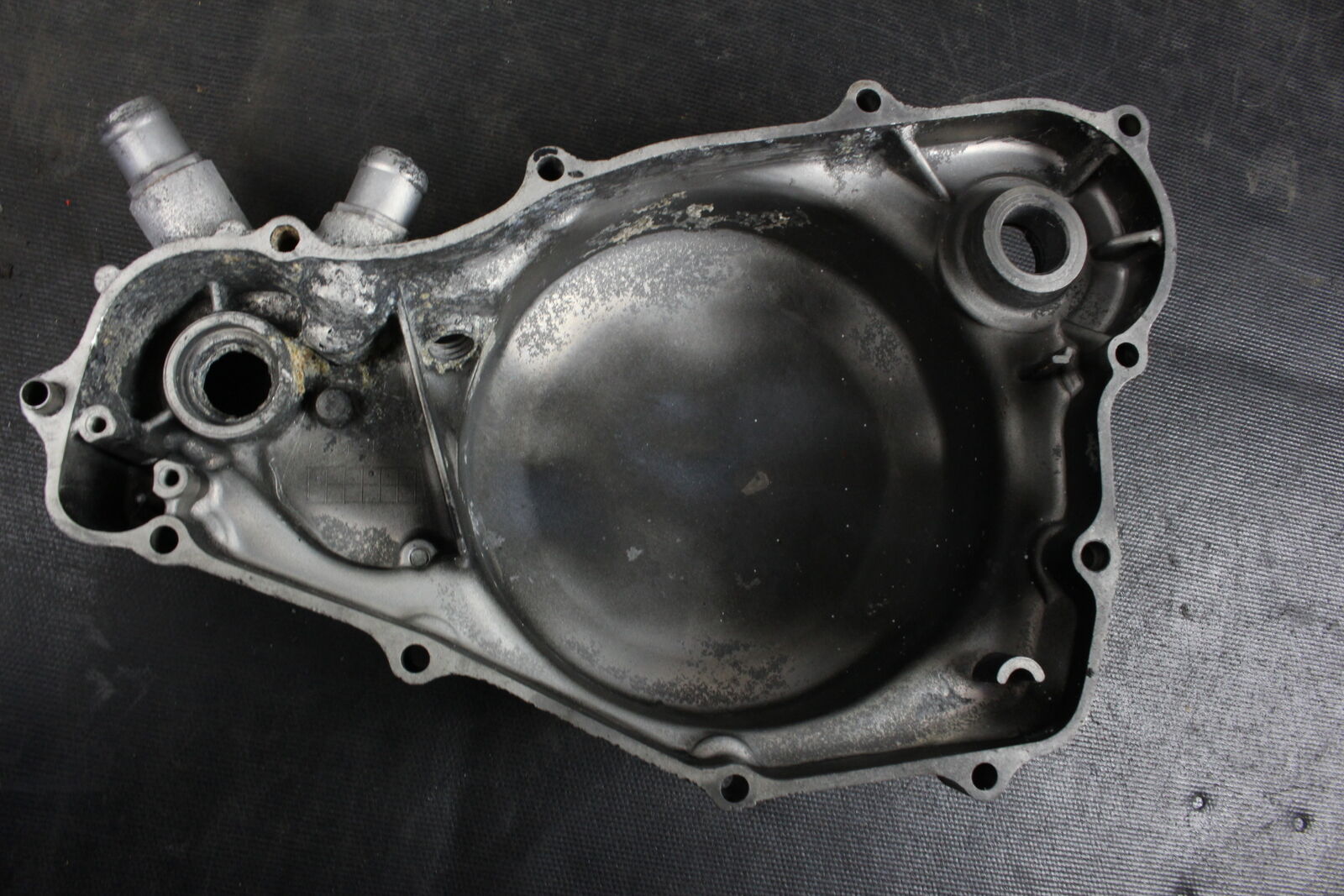 1986 1987 Honda XL250R Right Engine Clutch Cover 11330-KR6-700 XL 250  Cracked