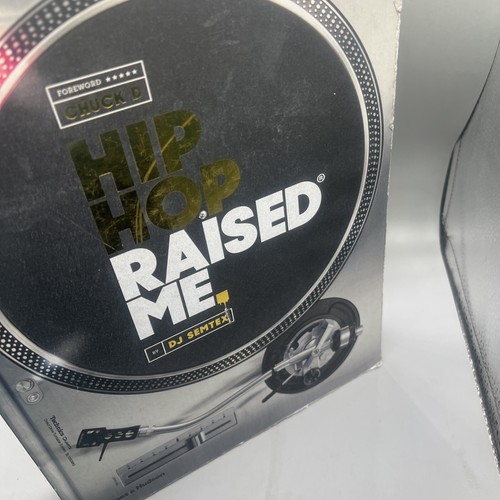 Hip Hop Raised Me - Hardcover, by Semtex DJ - Foto 13 di 20