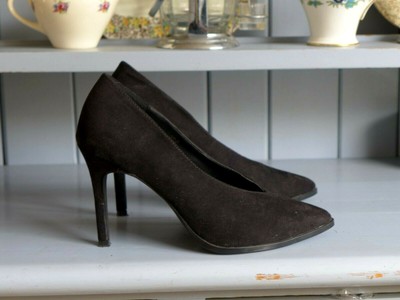 h&m black court shoes