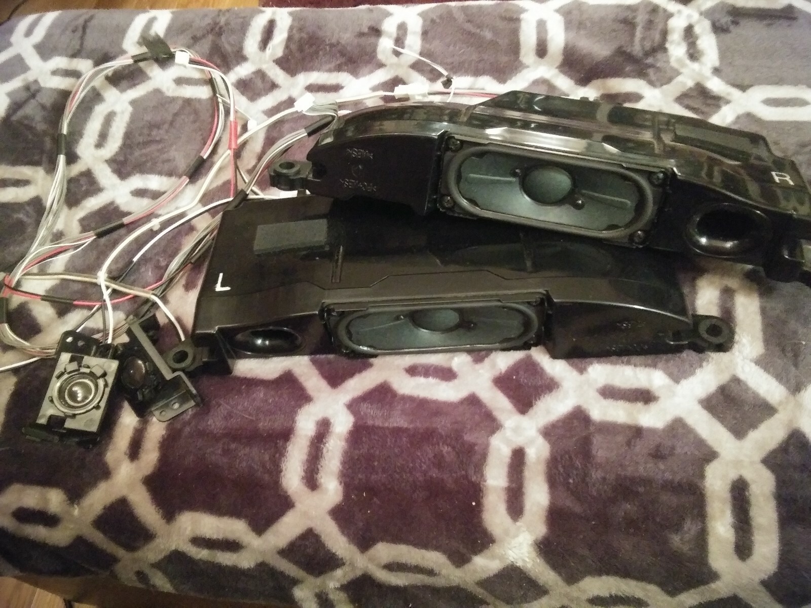 Picture 1 of 4
