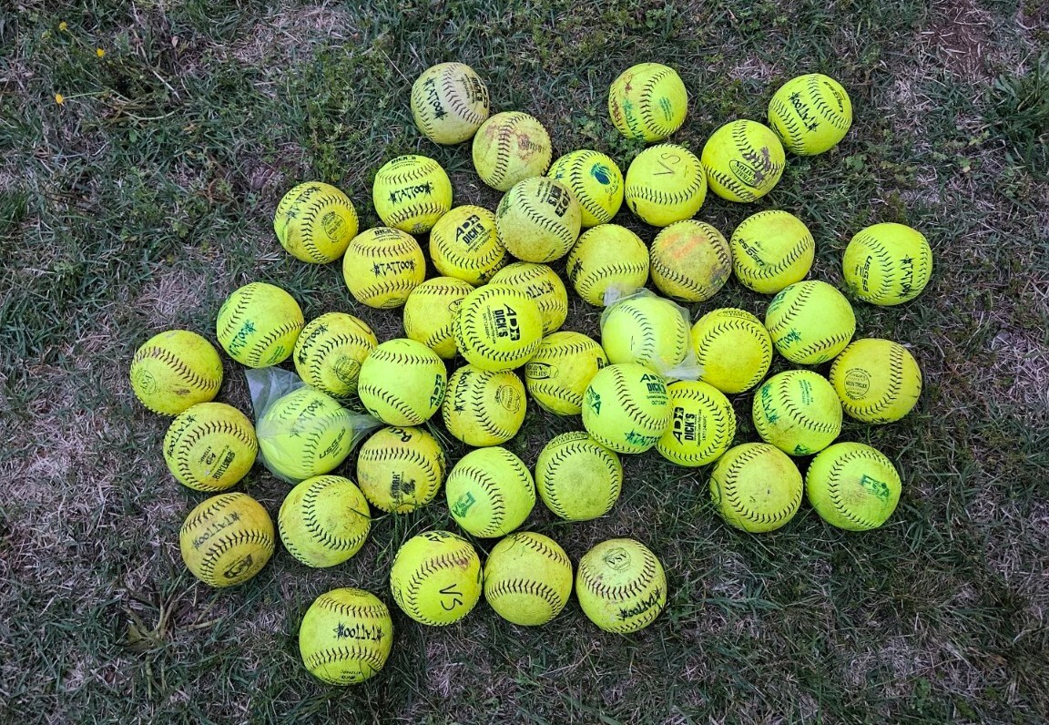 AD⭐ Tattoo Used Slow Pitch Softballs USA 44 COR/375 lbs. 12 Inch (45