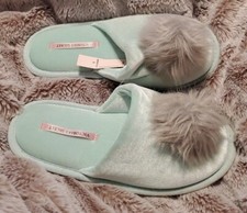 NWT Victoria's Secret Women's Mint Green, Gray Pom Pom Slippers Size Small 6-7