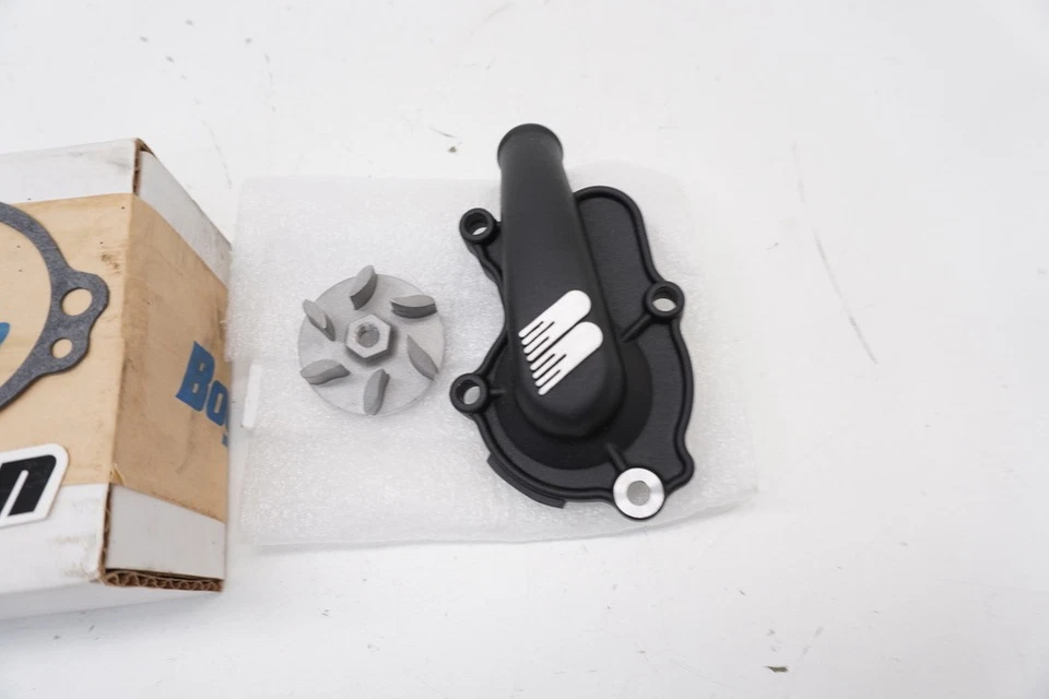 Kit de bomba de agua YZ250 Boyesen Supercooler negro WPK32AB Yamaha YZ 250 99-2025 M49 Foto 2 de 4
