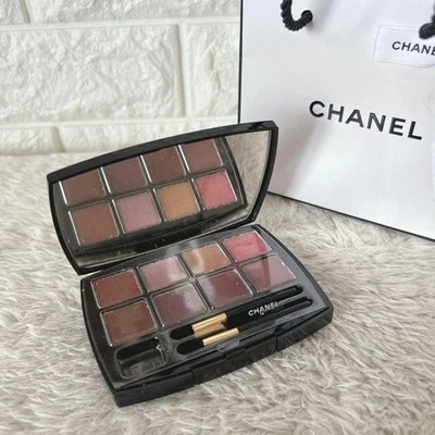 Paleta de sombras de ojos y labios CHANEL Aqua Lumière multiuso sin usar nueva hecha en Francia - Imagen 1 de 4