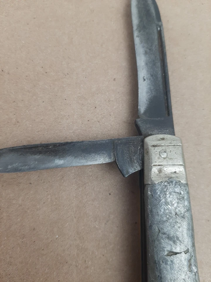 Vintage Keen Kutter K2203 2-Blade Pocket Knife Bone Handle/Aluminum  - Image 4 of 4