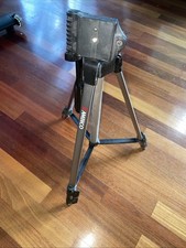 AMBICO tripod - Mint condition H 17.5" - 39.5" Adjustable