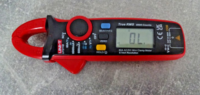 UNI-T UT211B DIGITAL 600V AC DC True RMS 6000 Counts ungetestet!