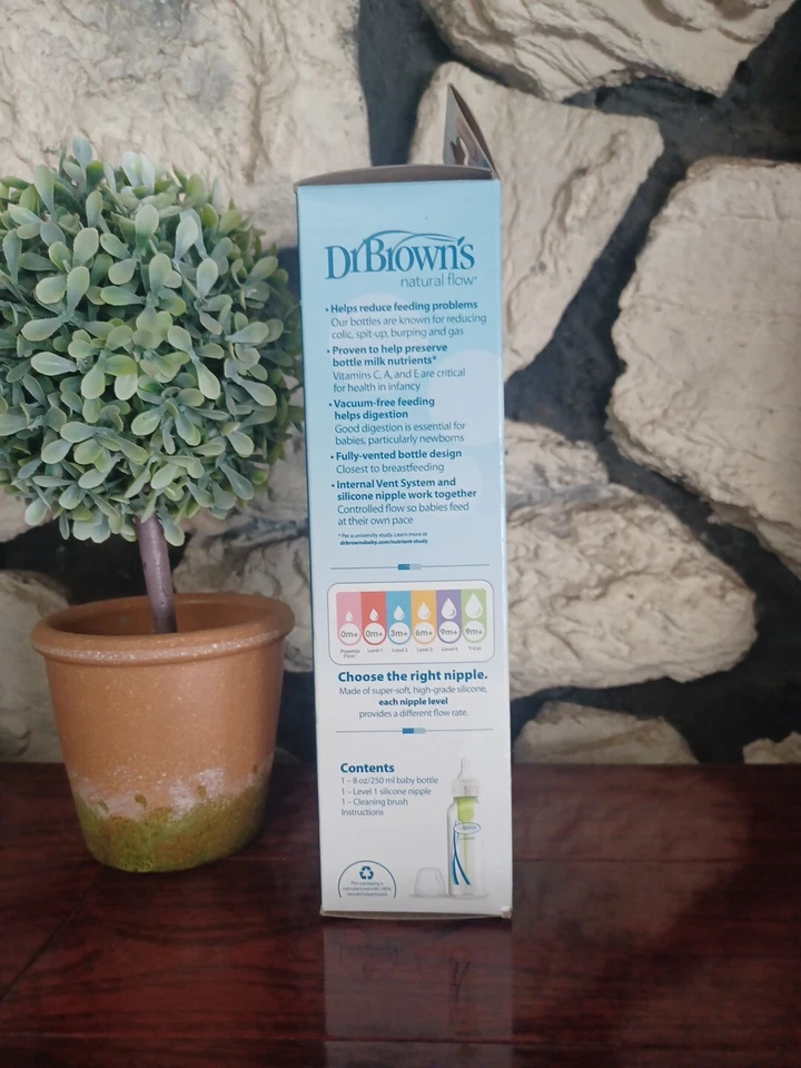 Opciones anticólicos de flujo natural Dr. Brown's + biberón de vidrio estrecho 8 oz/250 m Foto 2 de 4