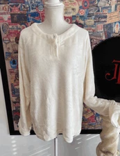 Soft & Cozy Brand Ivory Plush Henley Pajama Lounge Top XL/1X New Pajama