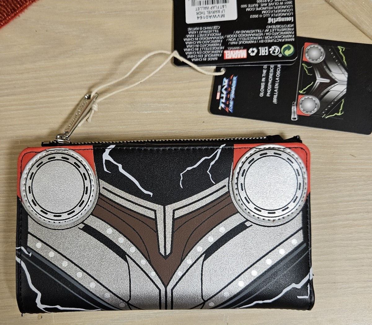Loungefly Marvel Thor Love and Thunder Black and Silver Bag & Wallet LoungeFly - Thor Love and Thunder - Clutch Wallet Purse  main image 4