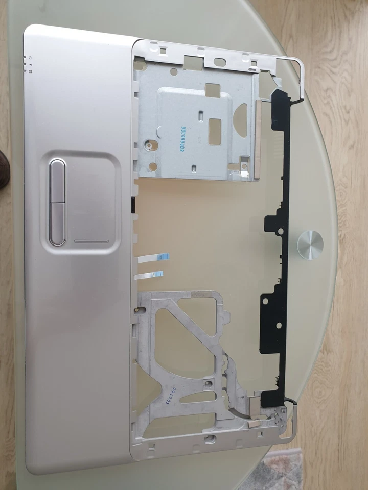 CQ71 Gehäuse Unterteil & Palmrest - Bild 2 von 4