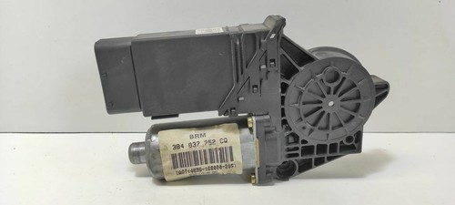 Volkswagen PASSAT B5 1999 Rechts Fensterhebermotor Tür vorne UST49275