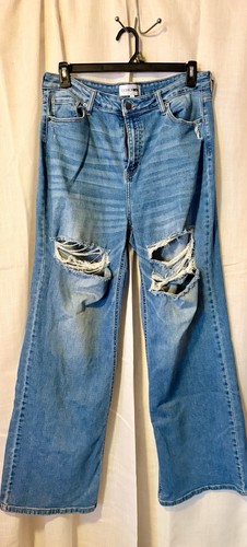 Fashion Nova Women’s Wide-Leg Light Wash Distressed Stretch Denim Jeans 16