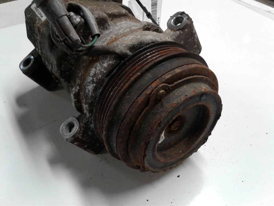 Compresor de aire acondicionado usado para: camioneta Chevrolet Express 2500 2018 2,8 grado B Foto 3 de 4