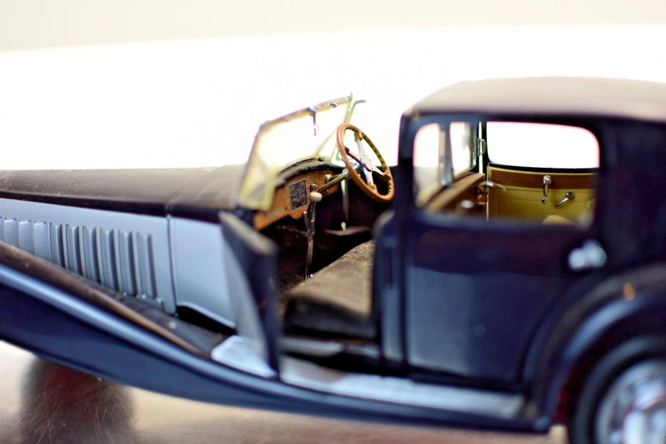 2 Franklin Mint 1931 Bugatti Royale Coupe De Ville - Image 4 of 4