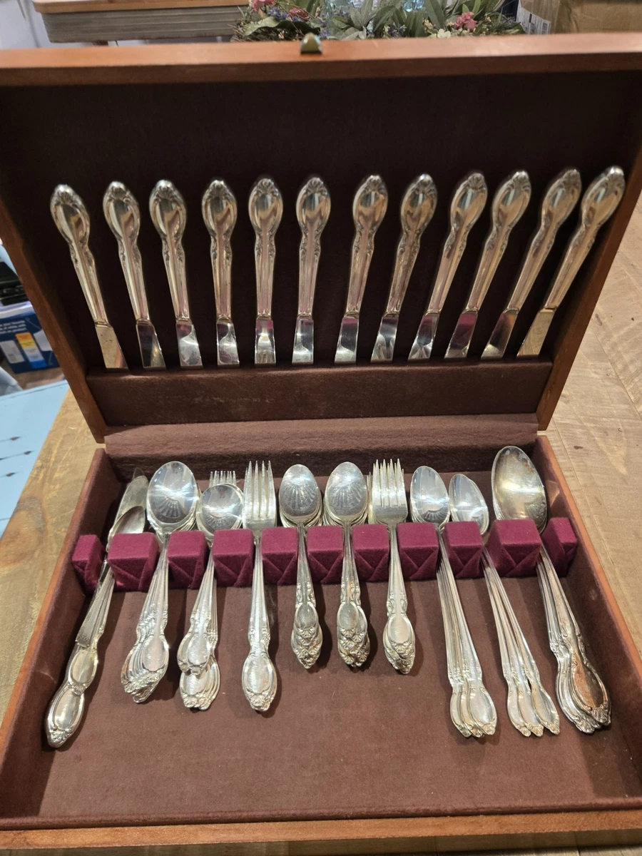 Wm. Rogers & Son 1900-1940 Antique US Silver-Plated Flatware Sets
