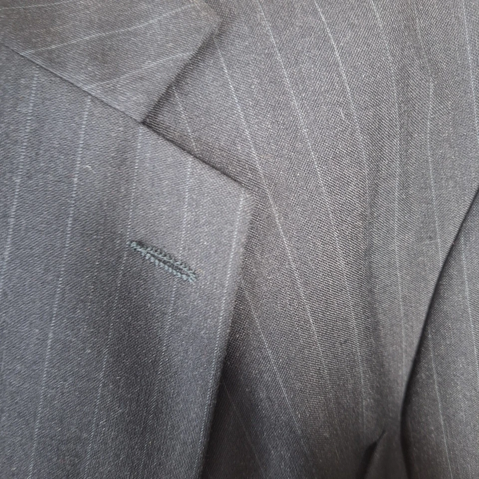 Terno masculino Barrington 2 peças 48R 42X29 listra carvão escuro ventilado único - Imagem 3 de 4