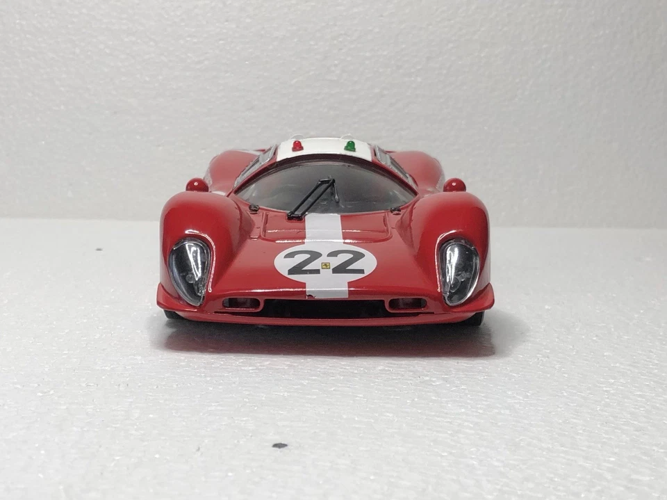 1:18 Universal Hobbies Ferrari 330P4 Scuderia Filipinetti (1967) Modellino Raro - Immagine 3 di 4