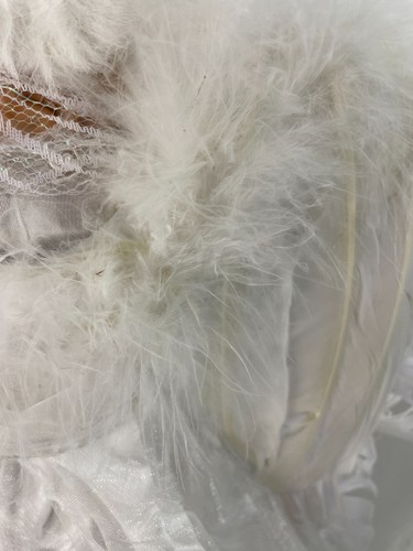 Angel Christmas Tree Topper W/ Real Feathers White Dress & Wings 14" Tall - Picture 10 of 13