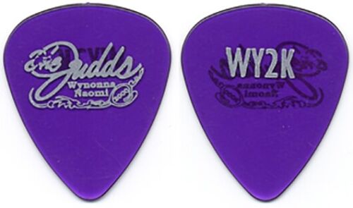 The Judds 2000 WY2K concert Tour Wynonna Judd official stage band Guitar Pick