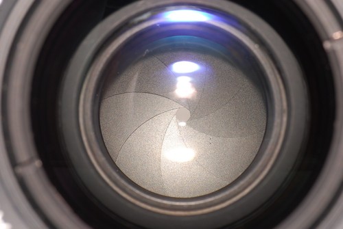 Minolta MC Rokkor-PF 50mm f1.7 Lens with Caps - Near Mint - Picture 5 of 19