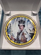 Queen Elizabeth II Golden Jubilee Commemorative Plate (1952-2002)