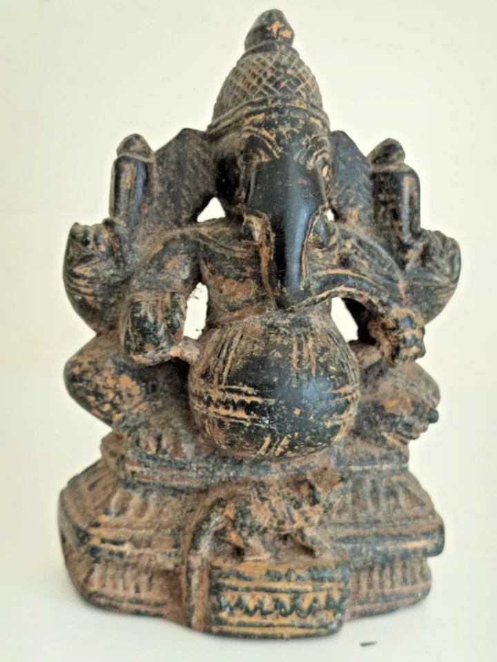 Antique early Indian India Hindu carved hard stone Ganesh 18th century, 5 inch - Image 1 of 4