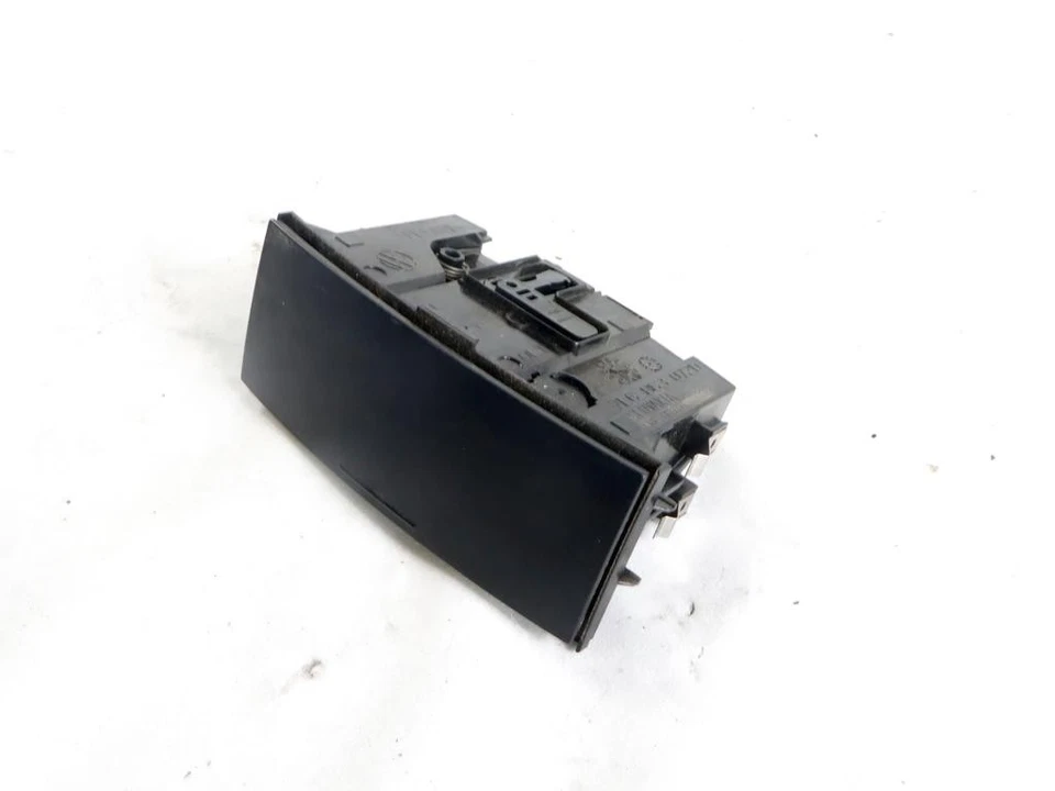 7L6863072D Cendrier Tunnel Central Arrière Volkswagen Touareg 2.5 D 4X4 12 - Photo 2/4