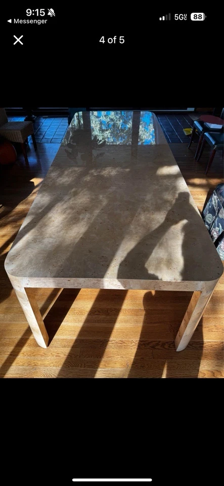 Mesa de comedor de madera tostada burlada herrajes de restauración para 8 fragmentos menores Foto 4 de 4