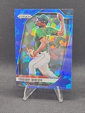 2025 Panini Prizm Yordanny Monegro #25 Blue Ice Prizm 
