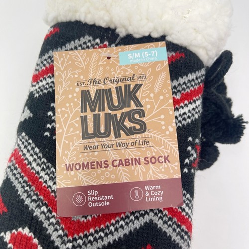 New Muk Luks Women’s Cabin Socks Red Black Knit Size S/M 5-7 Warm Cozy - Picture 3 of 4