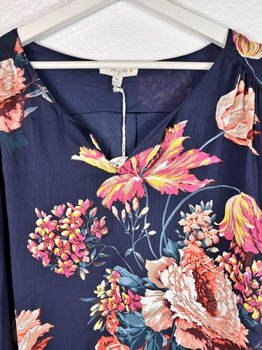 Umgee USA Short Dress Plus SZ 2XL Navy Floral Boho Bell Sleeve Flowy Lined - Picture 3 of 13