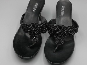 kenneth cole flip flops womens