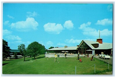 Brainerd Minnesota MN Postcard Madden Inn & Golf Course Exterior c1960 Unposted